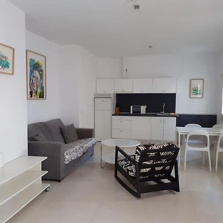 Cosy Flat / Literally At The Foot Of Alhambra Apartment Granada Ngoại thất bức ảnh