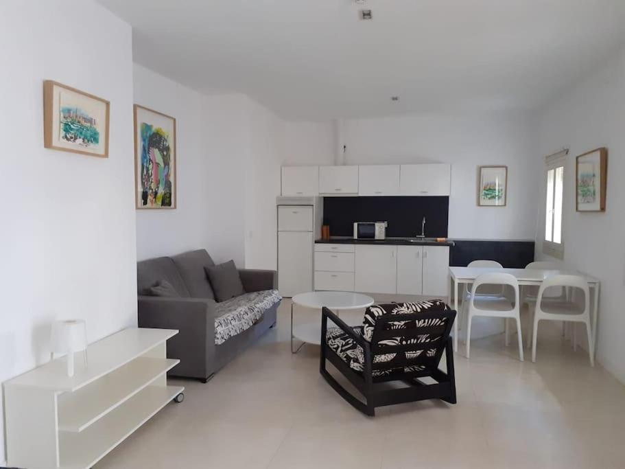 Cosy Flat / Literally At The Foot Of Alhambra Apartment Granada Ngoại thất bức ảnh